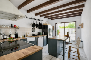 kitchen with appliances
