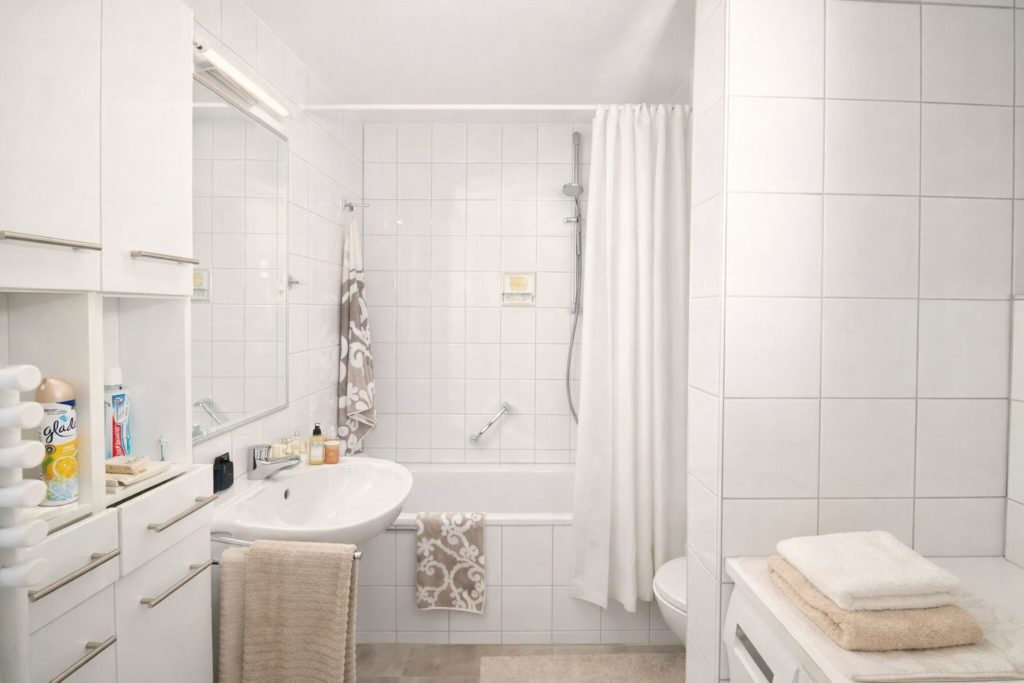 Bathroom with bathtub