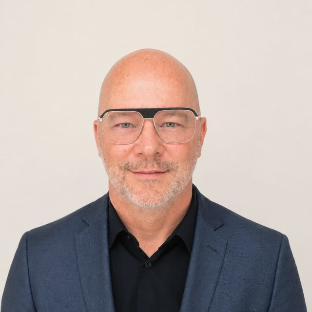 Alexander Schweikert