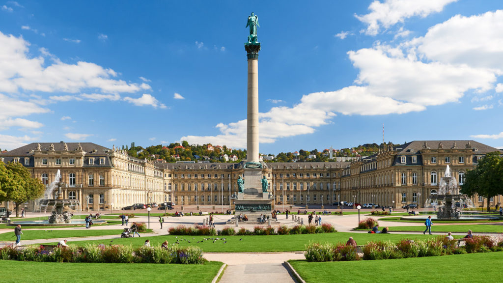 Schlossplatz in Stuttgart, with the Neues Schloss, fountains and the Jubiläumssäule column