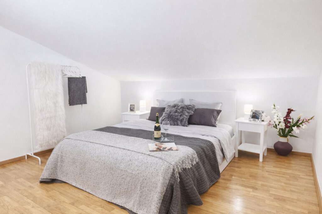 Bedroom with queen-size bed